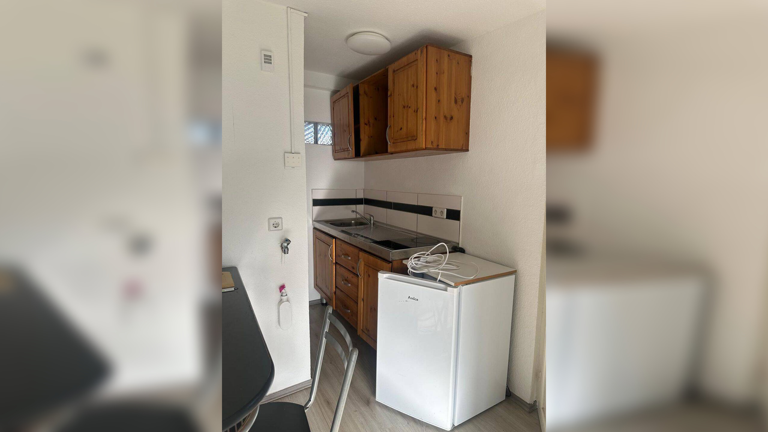 1-Zimmerapartment mit EBK und grauen Laminat / App. 5 – 99089 Erfurt – Vorschaubild 3