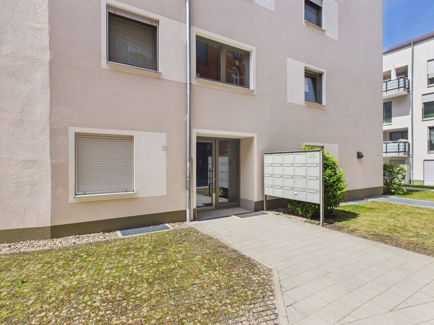 Komfortables Wohnen oder Investieren im Herzen der Ingolstädter Altstadt inkl. Tiefgaragenstellplatz – 85049 Ingolstadt – Vorschaubild 3