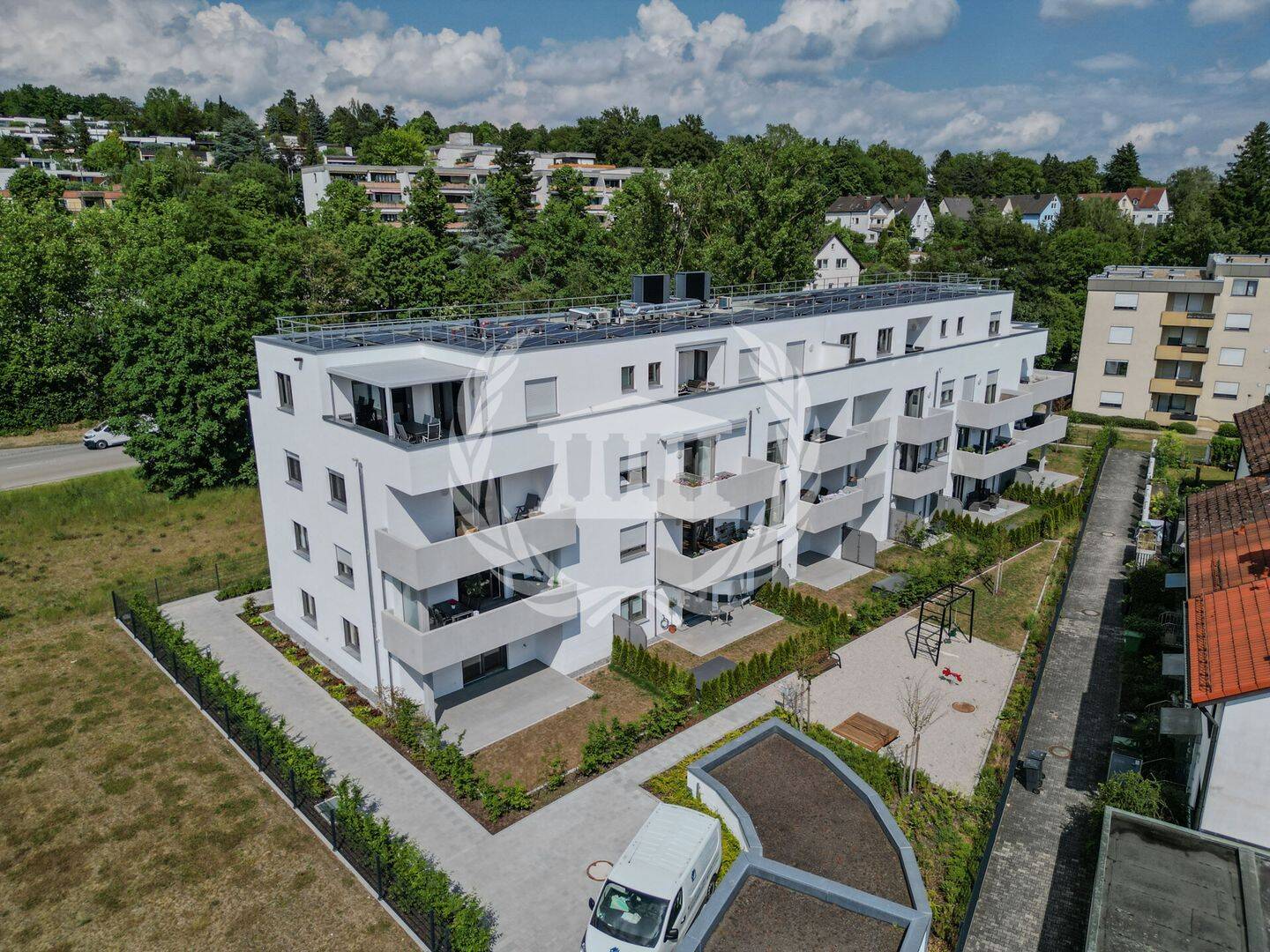 Sofort verfügbar: 3-Zi-Neubauwohnung im EG mit Terrasse & Garten | KfW40 QNG | TG-Stellplatz | W01 – 93059 Regensburg – Vorschaubild 3
