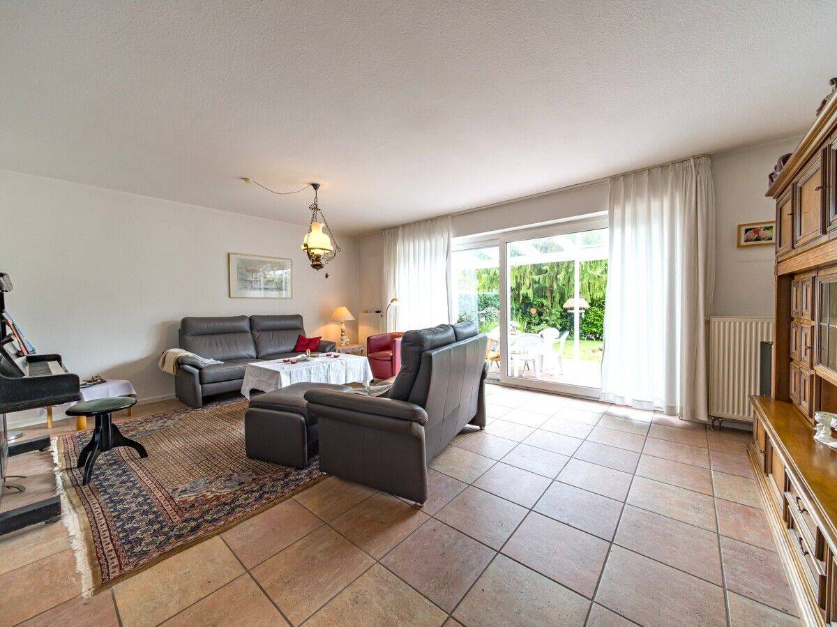 Doppelhaushälfte mit viel Potenzial und schönem Grundstück in Eversten – 26131 Oldenburg (Oldb) – Vorschaubild 3