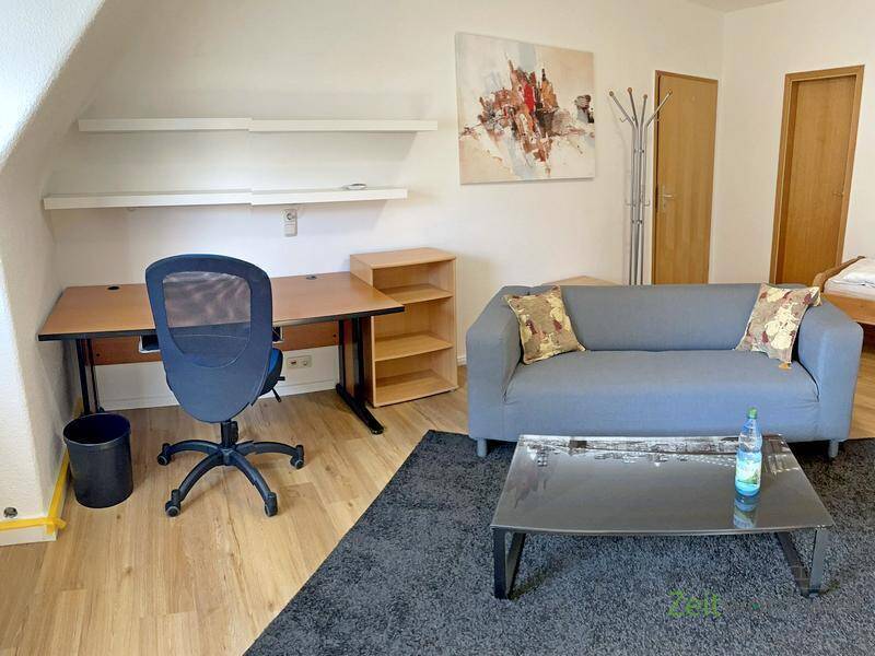 (EF0113_Y) Erfurt: Löbervorstadt, möbliertes Zimmer in schöner Wohnlage mit eigenem Bad, an Wochenendheimfahrer – 99096 Erfurt – Vorschaubild 3