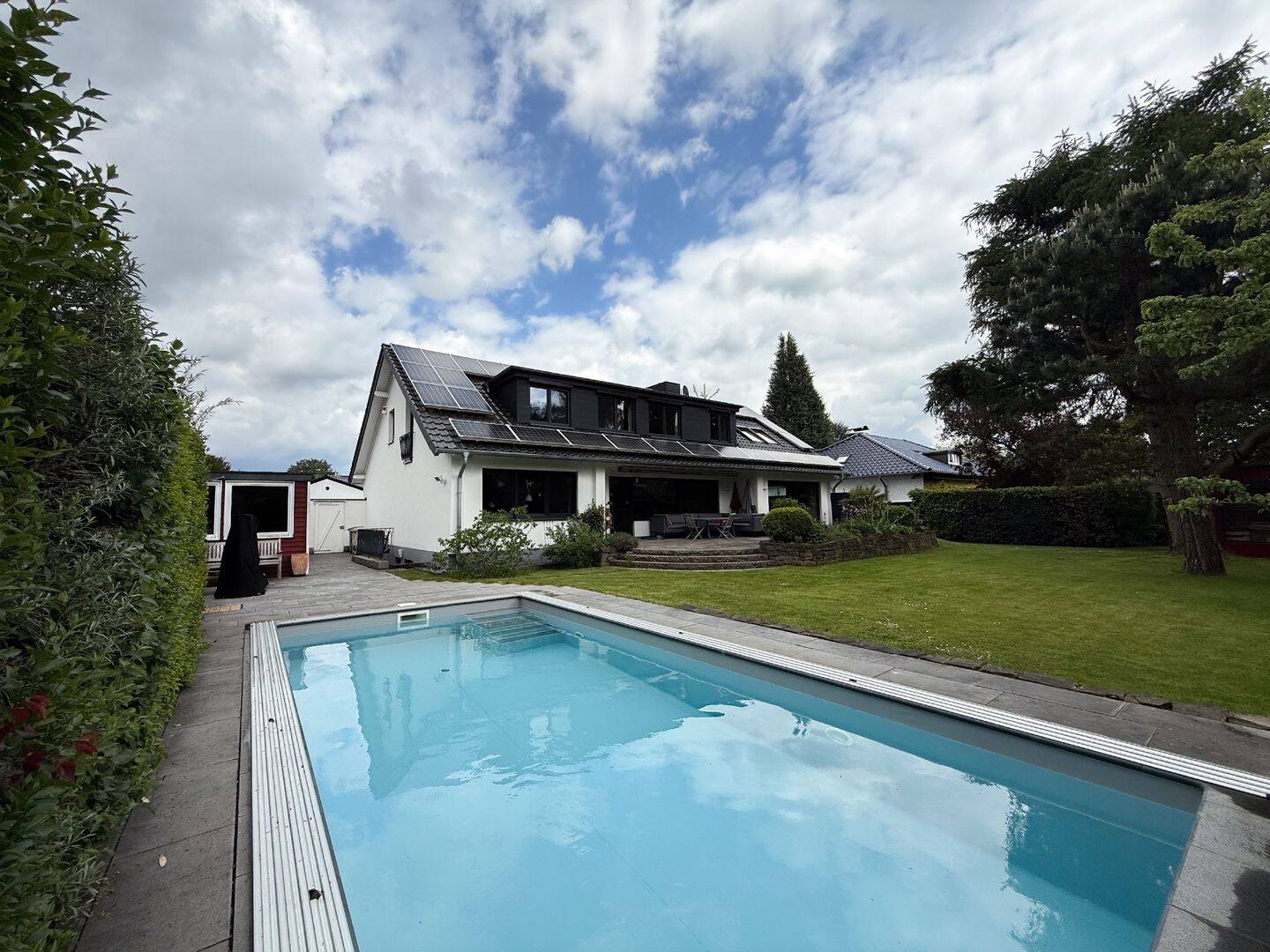 Bestlage von Bonn-Röttgen! Exklusive sanierte, energieeffiziente Villa auf wunderschönem Sonnenareal – 53125 Bonn – Vorschaubild 3