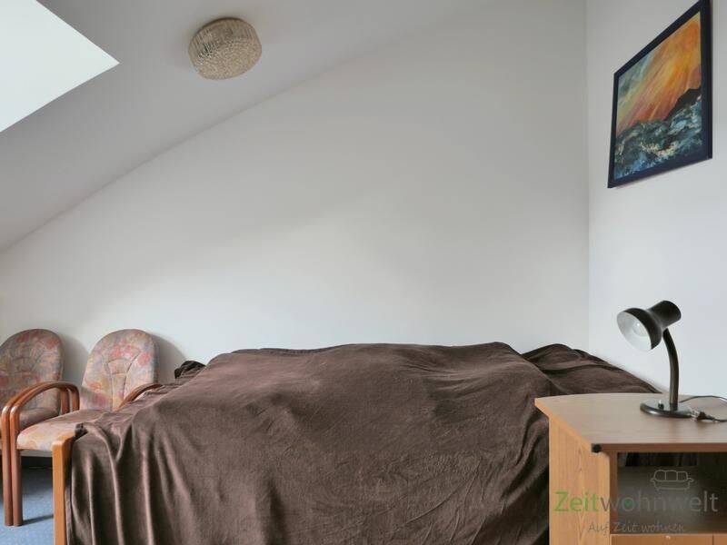 (EF1287_M) Erfurt: Altstadt, möblierte Wohnung mit Dachterrasse nahe „Klein Venedig“, TG-Stellplatz möglich – 99084 Erfurt – Vorschaubild 4