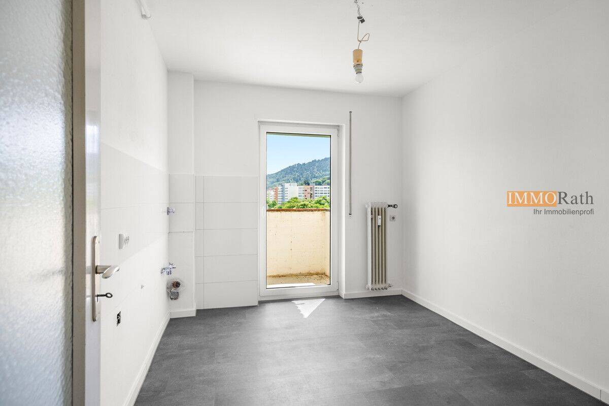 IMMORath.de – Helle 2-Zimmer-Wohnung mit Ausblick in Freiburg – 79115 Freiburg im Breisgau – Vorschaubild 3
