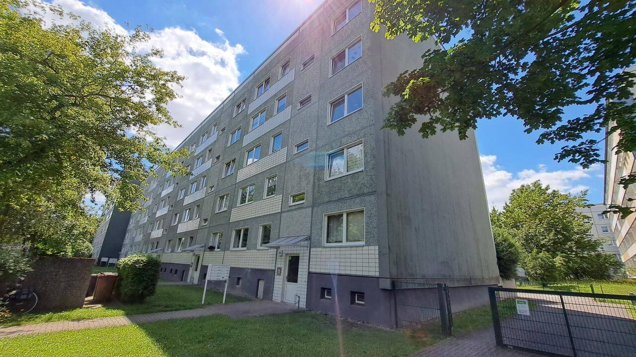 frischsanierte Wohnung – Magdeburg – Vorschaubild 3