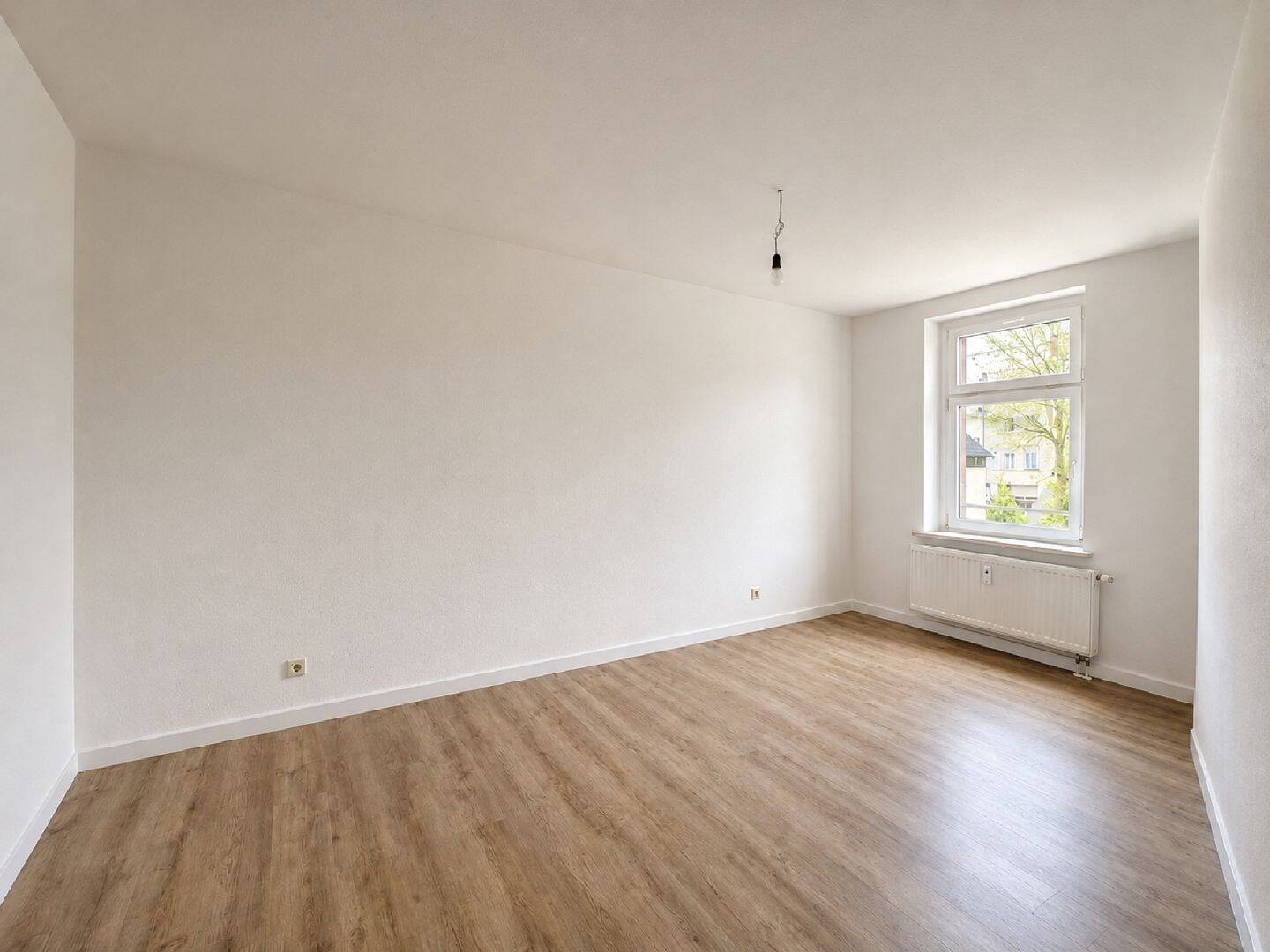 3 Raumwohnung mit neuem Boden in Hilbersdorf! – Chemnitz – Vorschaubild 3