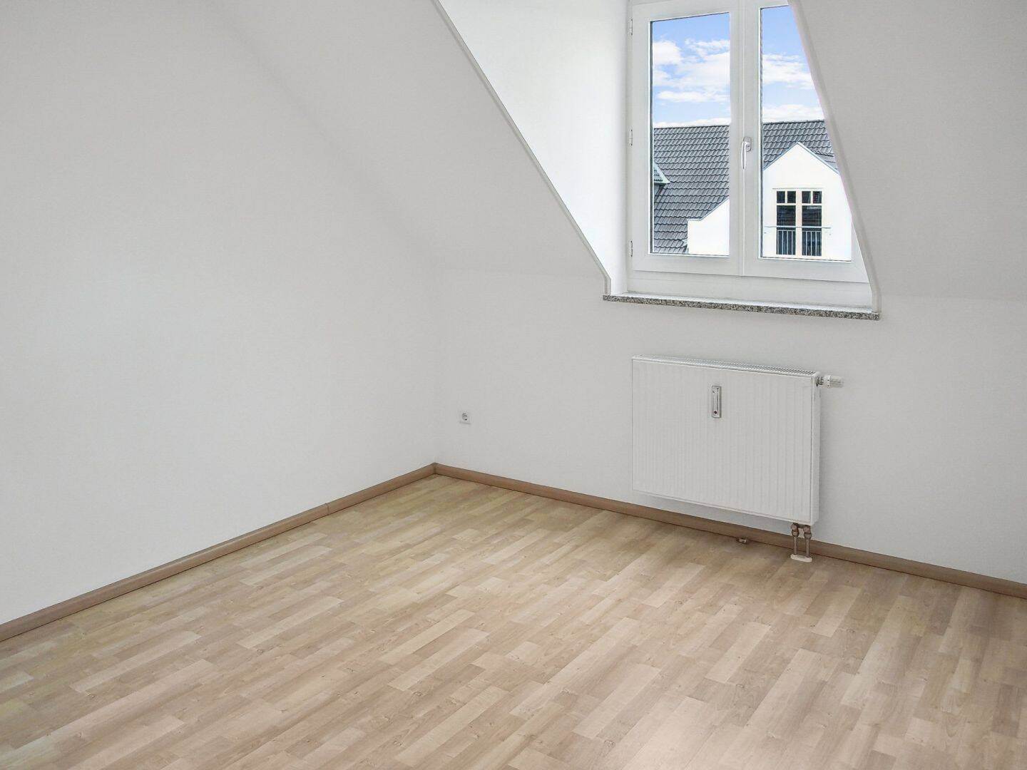 Vermietete 4,5-Zimmer-Eigentumswohnung über zwei Ebenen und Hobbyraum in Waldperlach – 81739 München – Vorschaubild 4