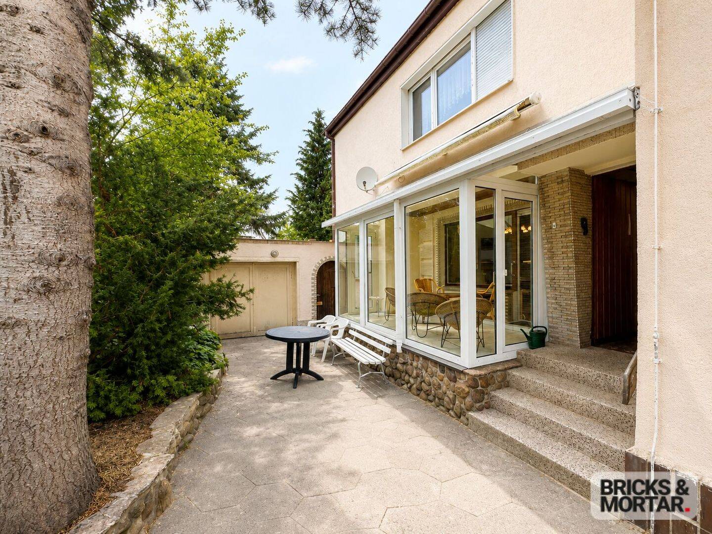 Ein Zuhause mit Charakter: Einfamilienhaus mit viel Platz und großem Garten – 4288 Leipzig – Vorschaubild 3