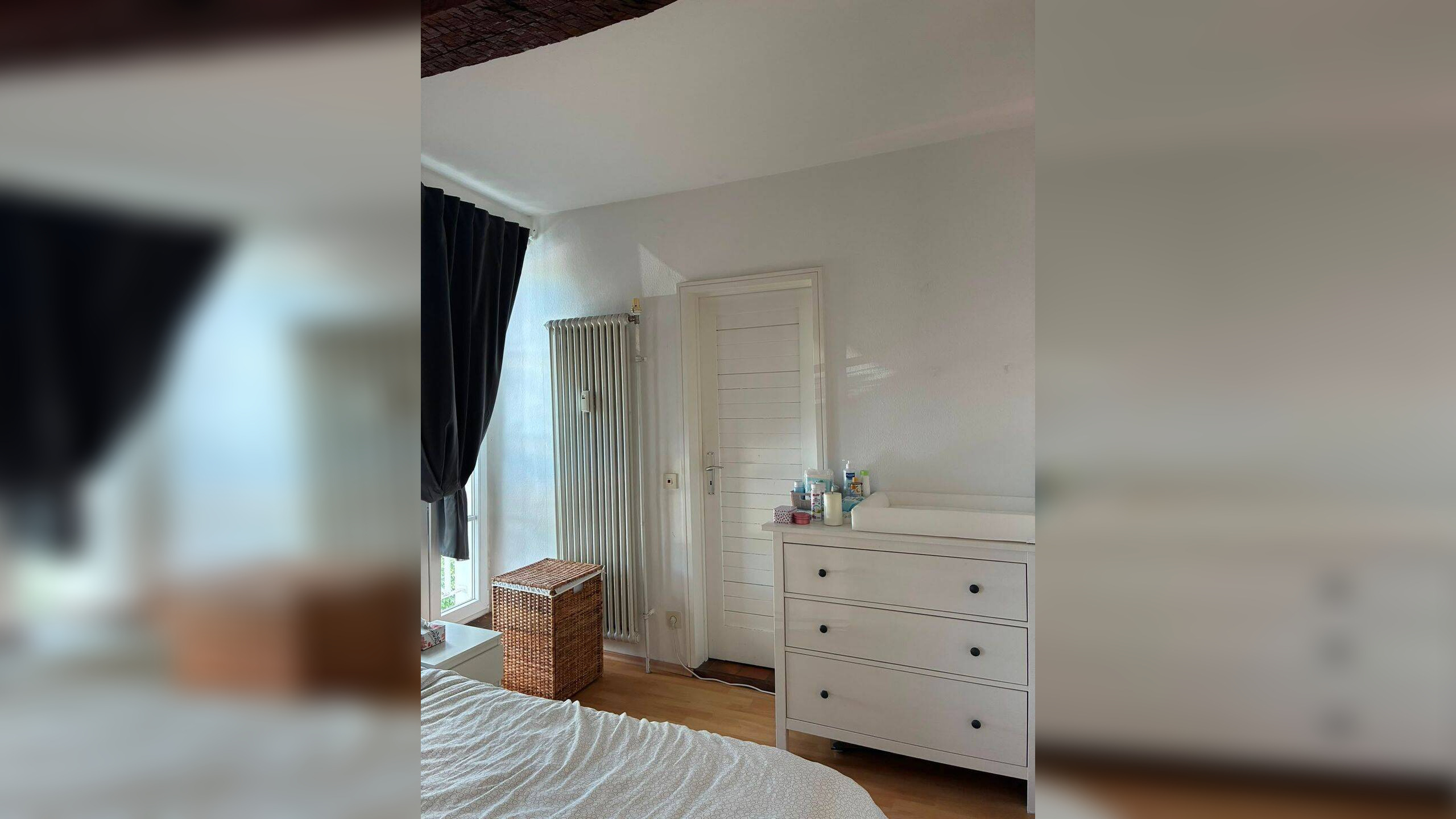 Studio-Wohnung in Barockgebäude mit sehr schöner Aussicht auf Fluß und Stadt – 66119 Saarbrücken – Vorschaubild 3