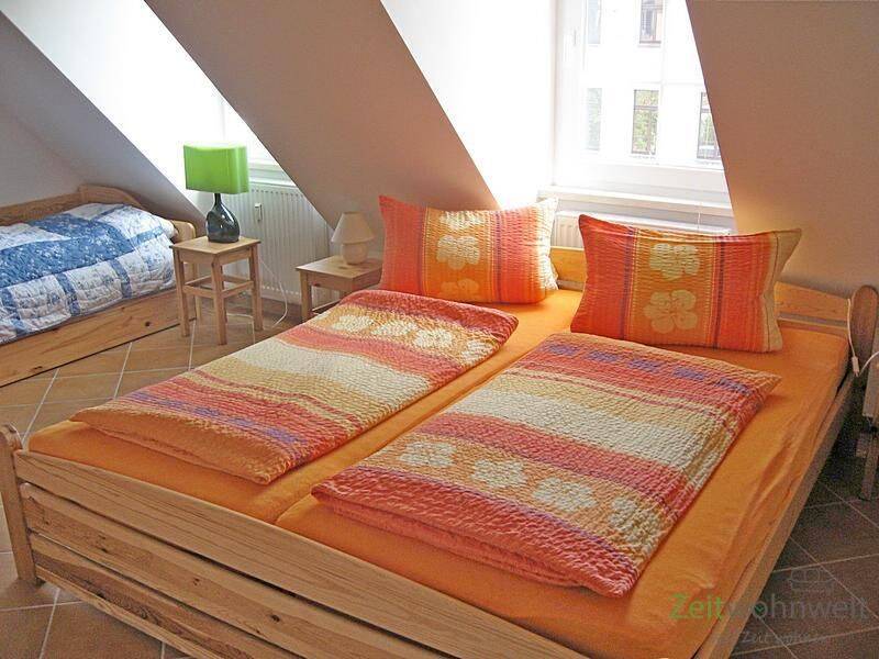 (EF0433_M) Dresden: Hosterwitz/Pillnitz, möblierte Wohnung mit sonnigem Balkon nahe Schloss Pillnitz an der Elbe, WLAN – 1326 Dresden – Vorschaubild 3