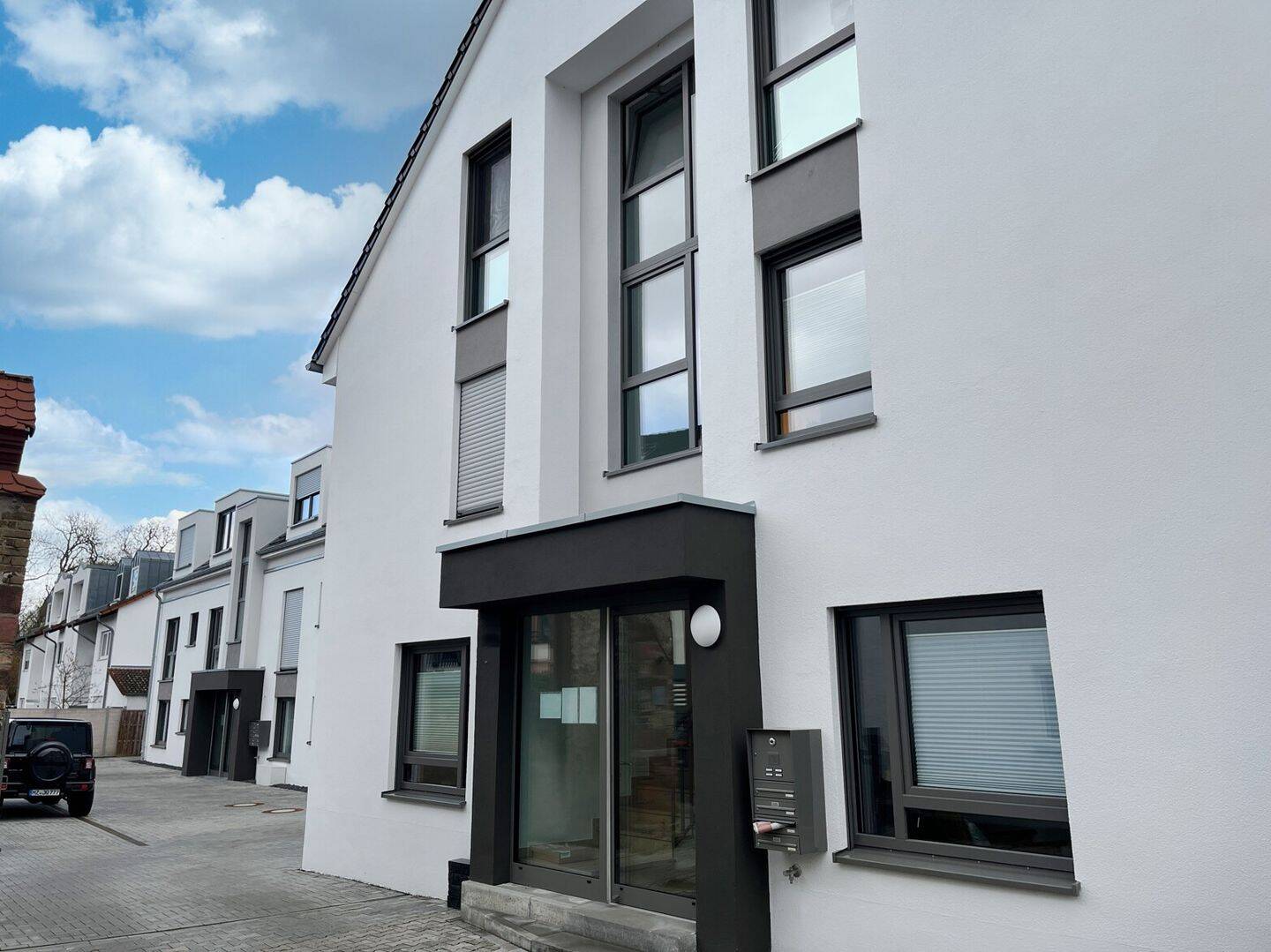 Neuwertige Dreizimmerwohnung mit Küche, Südbalkon und Stellplatz in Mainz-Laubenheim – 55130 Mainz – Vorschaubild 5