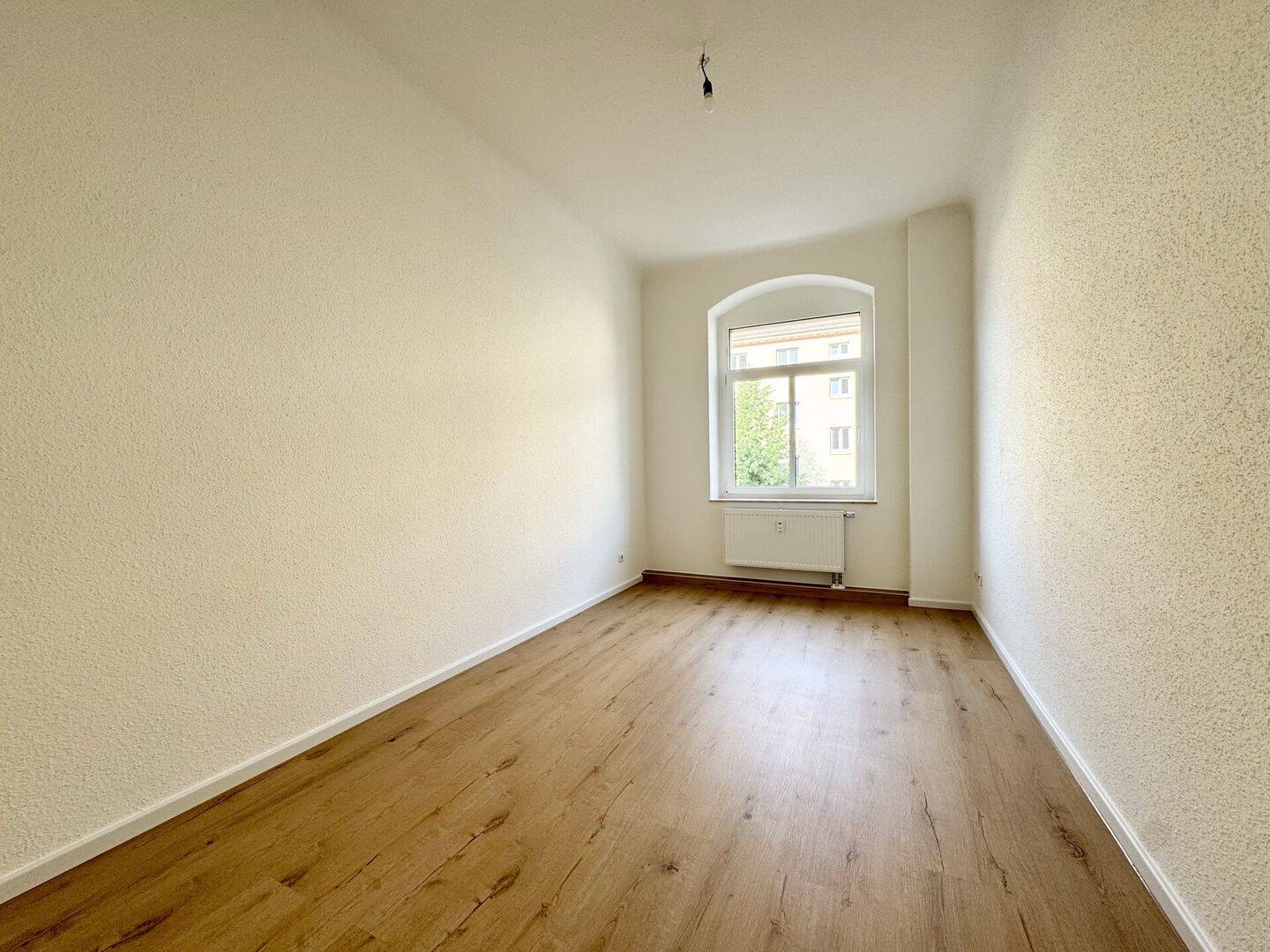 Erstbezug nach Sanierung!|Unvermietete 2-Zimmerwohnung zum Kauf in Dresden-Löbtau – 1159 Dresden – Vorschaubild 3