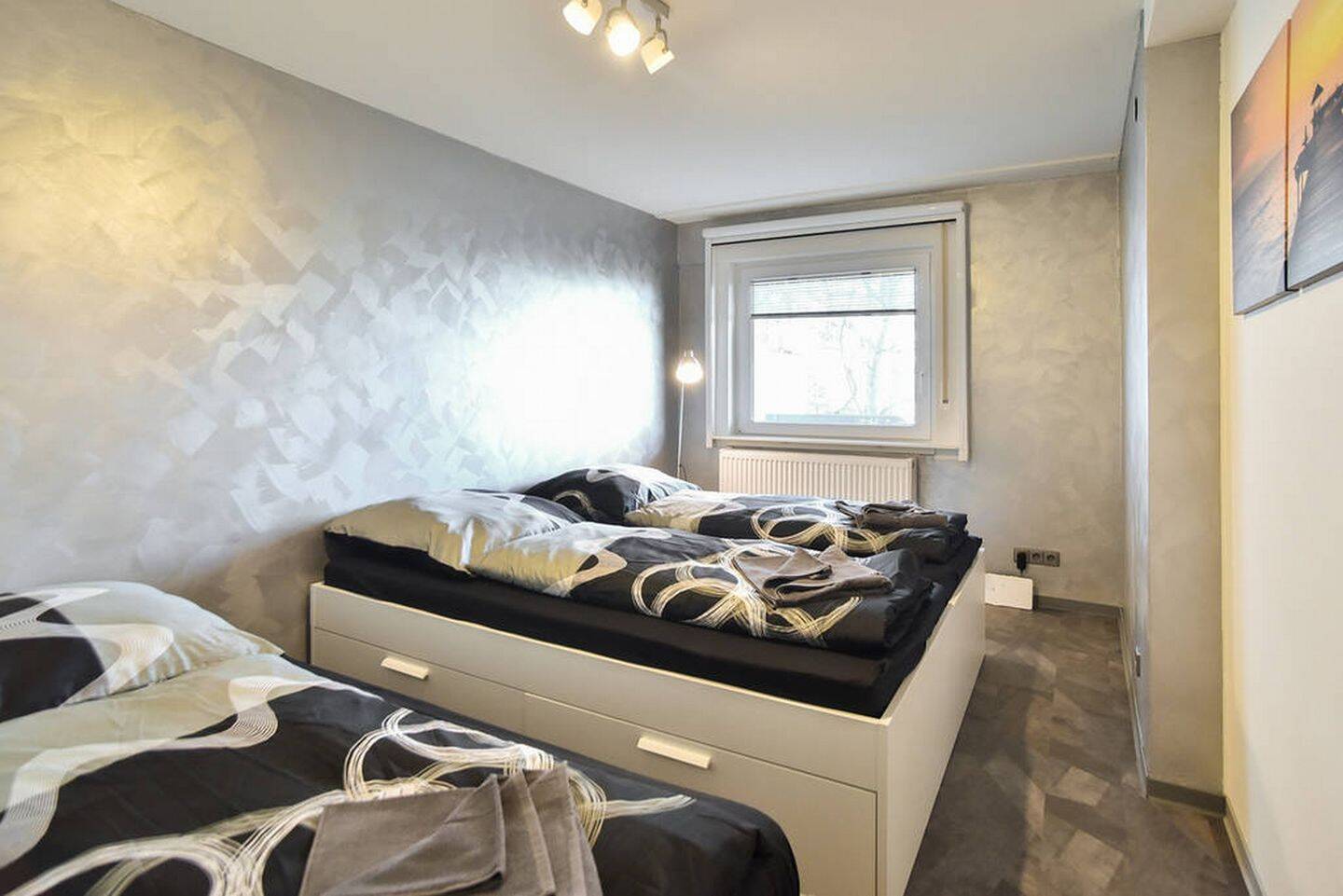Wohnen auf Zeit – Charmante, voll möblierte 2-Zi-WHG in top Lage mit Balkon – 70184 Stuttgart – Vorschaubild 3