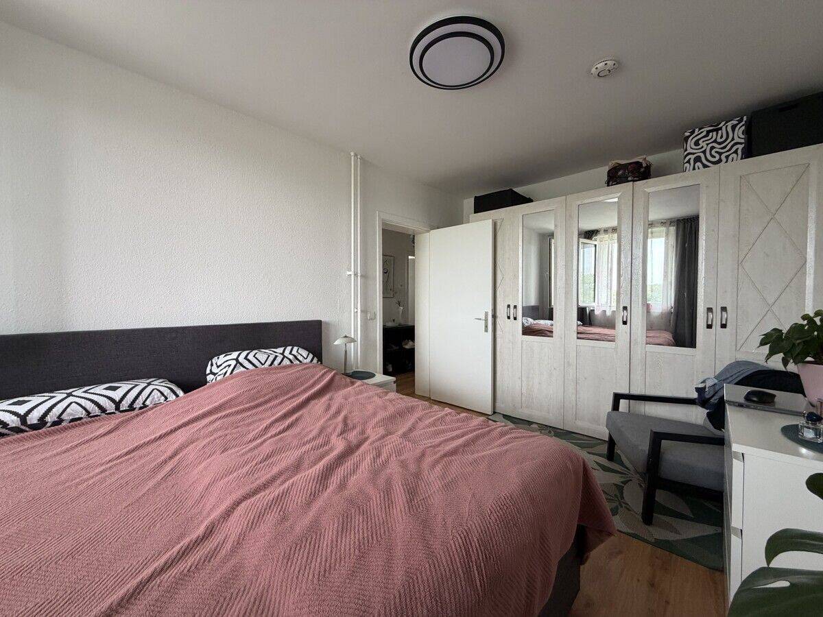 *Schicke und sanierte ETW zur Selbstnutzung in der schönen Landeshauptstadt Kiel !!!* – 24114 Kiel – Vorschaubild 3