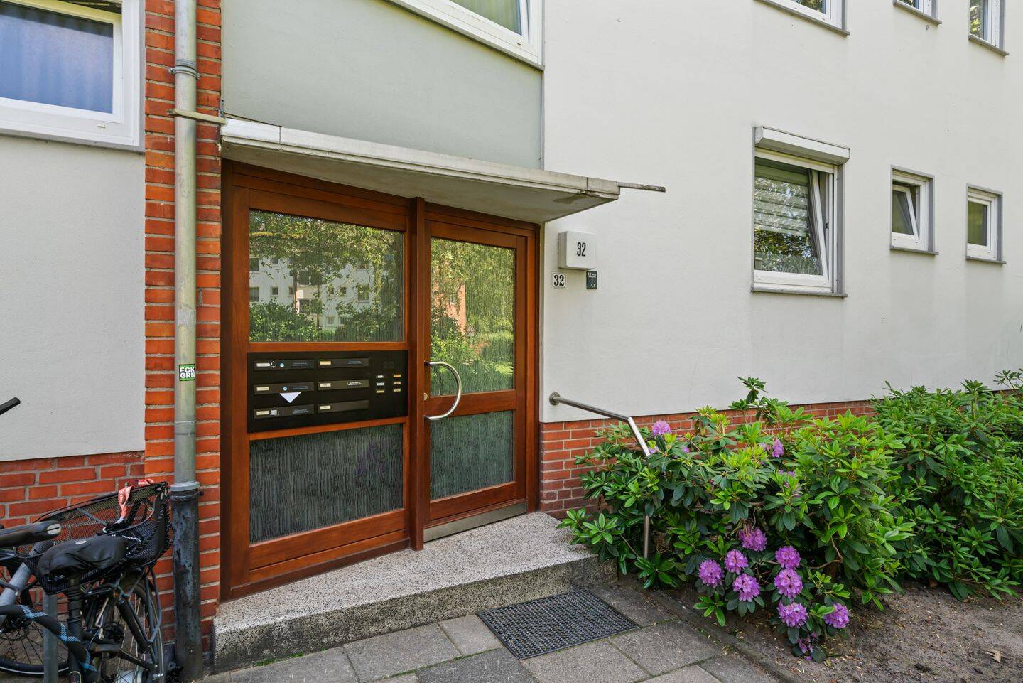 Bremen – Schwachhausen | 4 – Zimmer – Etagenwohnung in ruhiger und grüner Wohnlage – 28213 Bremen – Vorschaubild 3