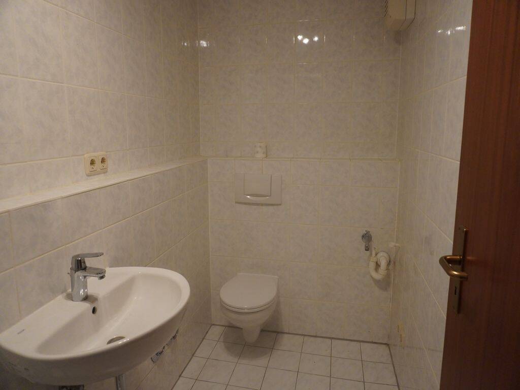Kleine, gemütliche 2-Zi.-Whg. mit Balkon im 1. OG in MD- Hopfengarten (GR 26/37) – Magdeburg – Vorschaubild 3