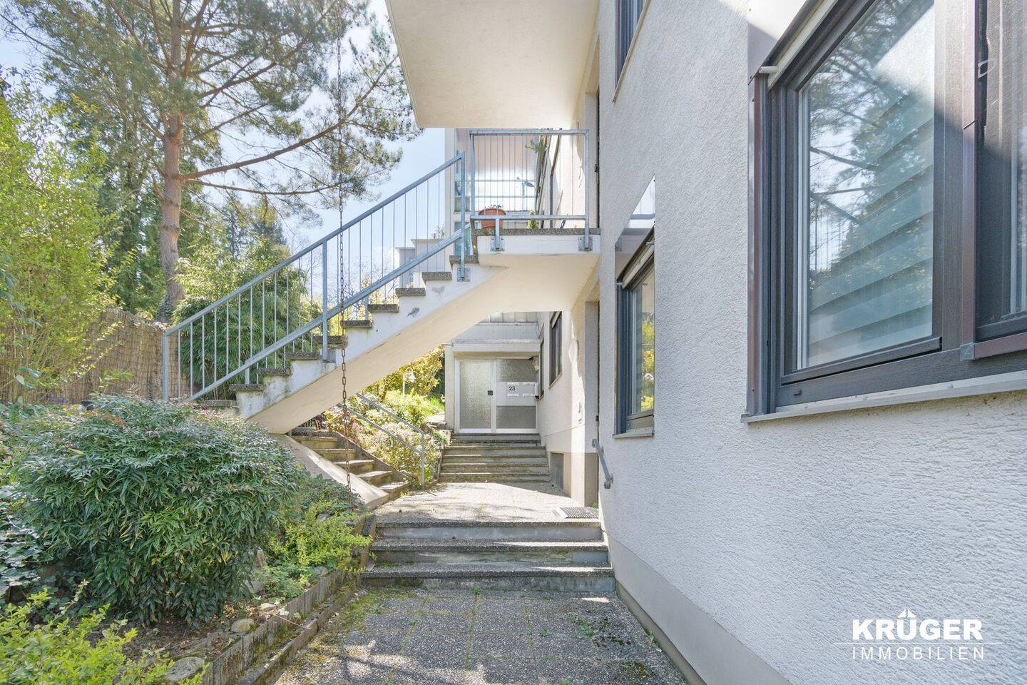 KA-Grötzingen / Penthouse mit großer Dachterrasse & 2 TG-Stellpl. mit tollem Ausblick – 76229 Karlsruhe – Vorschaubild 3
