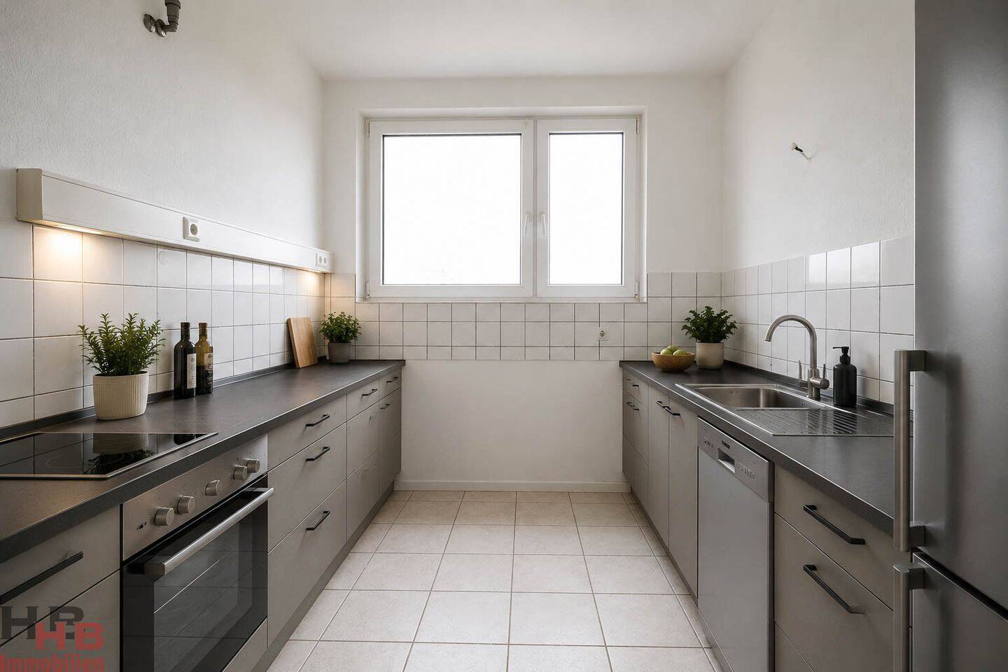 Wohnen in Bestlage – Stilvolle 4-Zimmer-Wohnung in Schwachhausen mit Fahrstuhl – 28213 Bremen – Vorschaubild 4