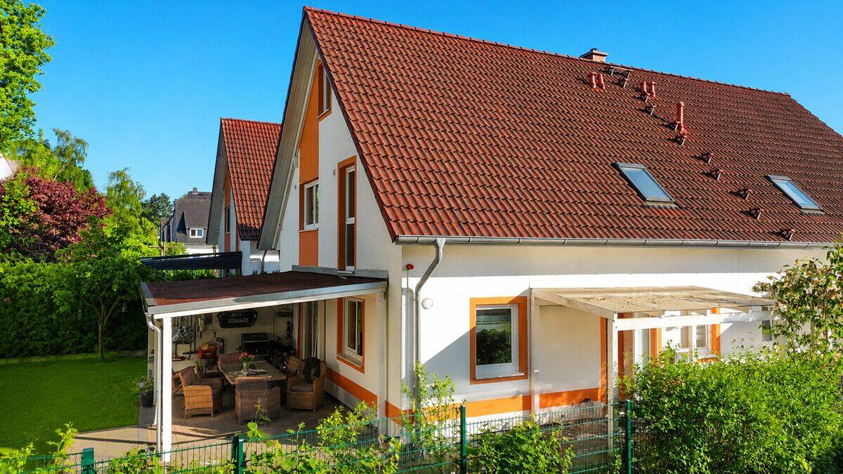 Familienfreundliche Doppelhaushälfte mit großem Garten in ruhiger Wohnlage – 22117 Hamburg – Vorschaubild 3