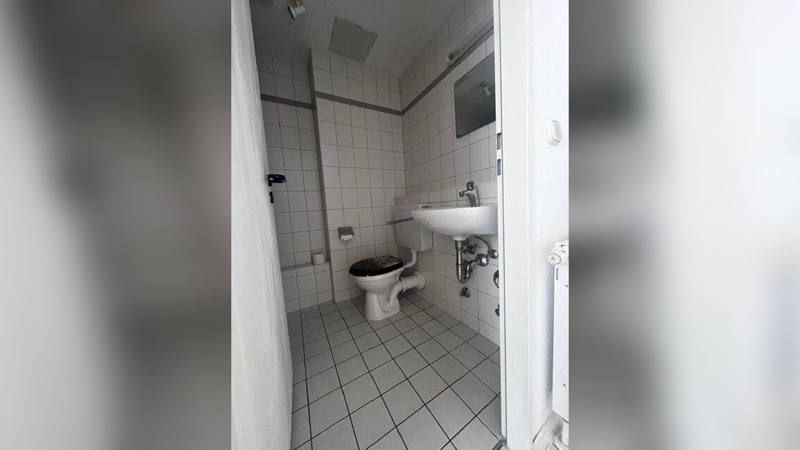 Sehr schöne gepflegte 1-Raumwohnung mit Einbauküche und Balkon in Magdeburg-Reform- Uni Nähe zu vermieten – 39120 Magdeburg – Vorschaubild 3