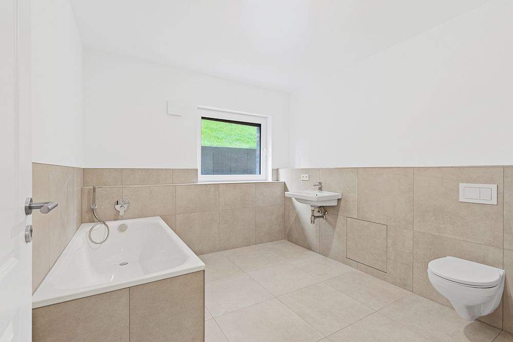 Fertiggestellter KFW 55 Neubau mit Townhouse Feeling – 3 Zimmer zum Erstbezug mit moderner Ausstattung, Energieklasse A+ und kleinem Grundstück – 22043 Hamburg – Vorschaubild 4