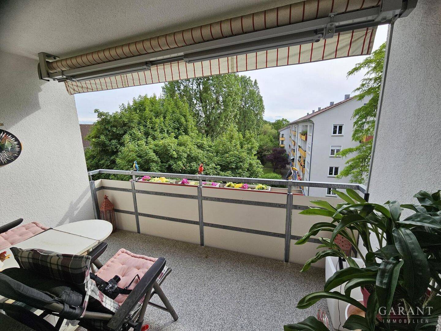 Einzigartige 2 Zimmer-Wohnung in Stuttgart-Degerloch! – 70597 Stuttgart – Vorschaubild 3