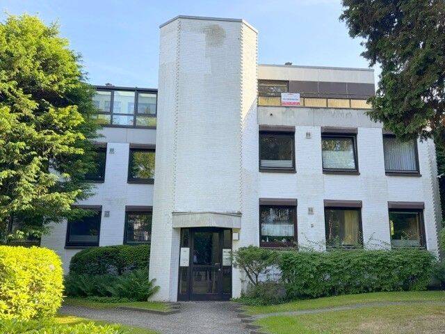 Sonniges Juwel in Blankenese: Gepflegte 3-Zimmer-Wohnung mit Süd-Balkon und Tiefgarage – 22587 Hamburg – Vorschaubild 3