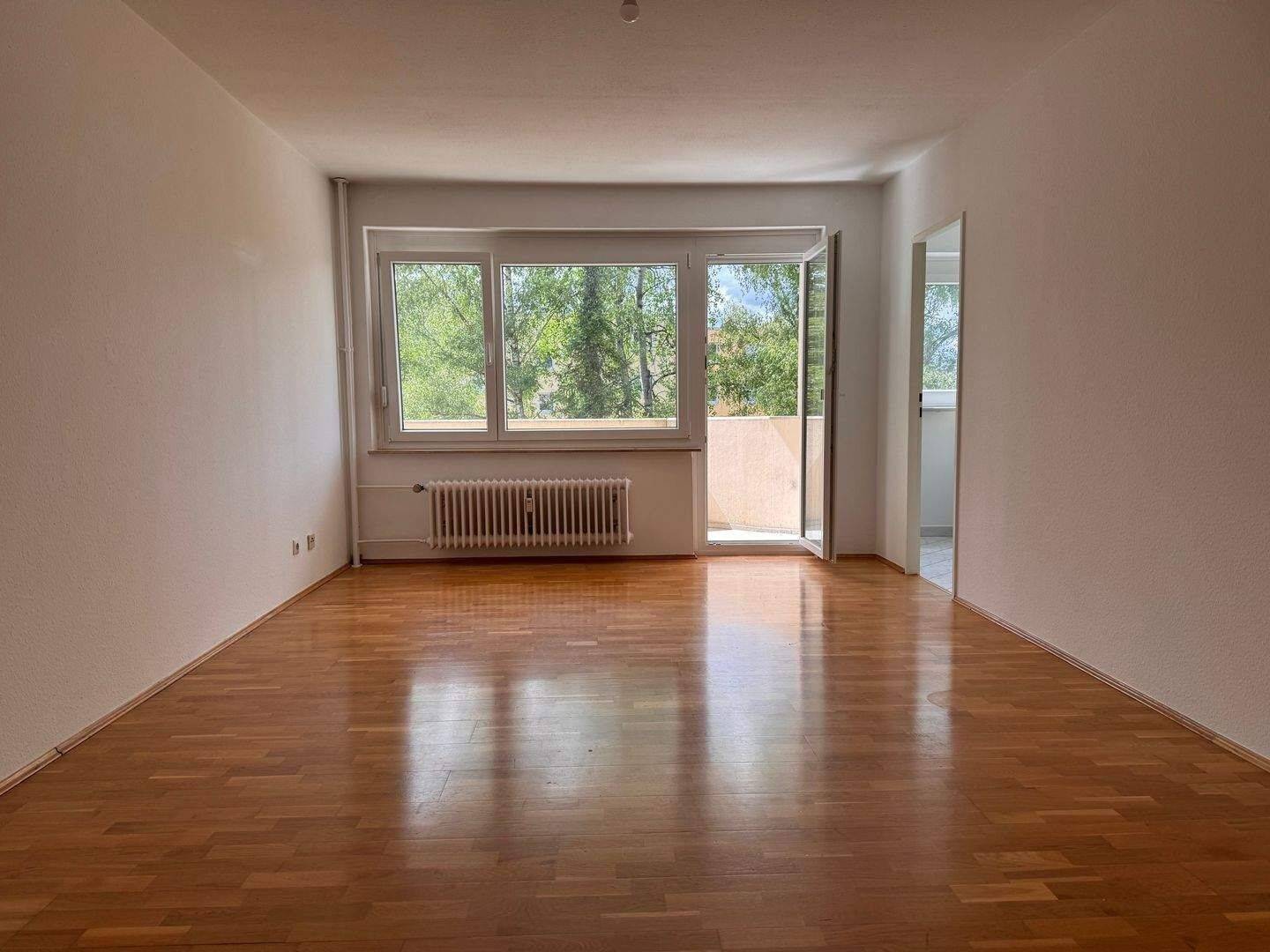 Bezugsfreie 1,5 Zimmer-Wohnung mit Balkon in Konstanz Fürstenberg – 78467 Konstanz – Vorschaubild 3