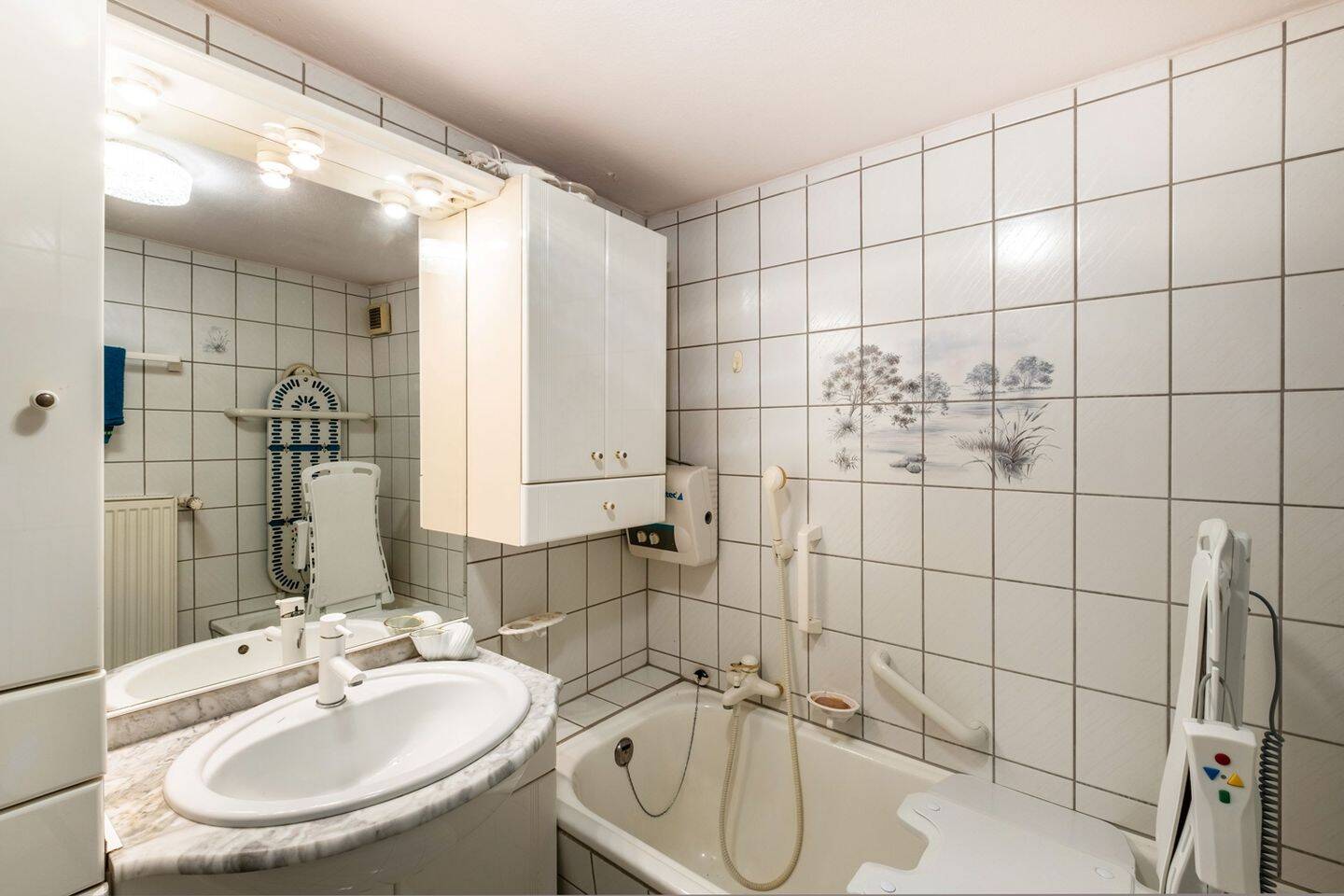Einfamilienhaus mit Doppelgarage auf großem Grundstück – 53123 Bonn – Vorschaubild 3