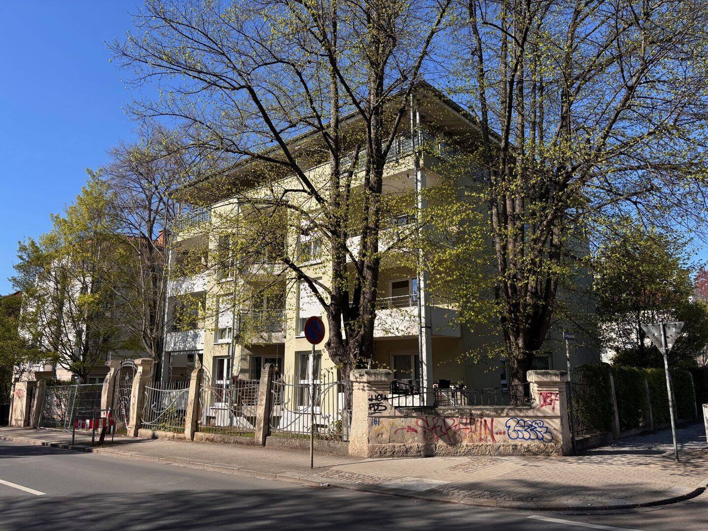Gepflegte 3-Raum-Wohnung mit Aufzug & Stellplatz in Dresden-Plauen – 1187 Dresden – Vorschaubild 3
