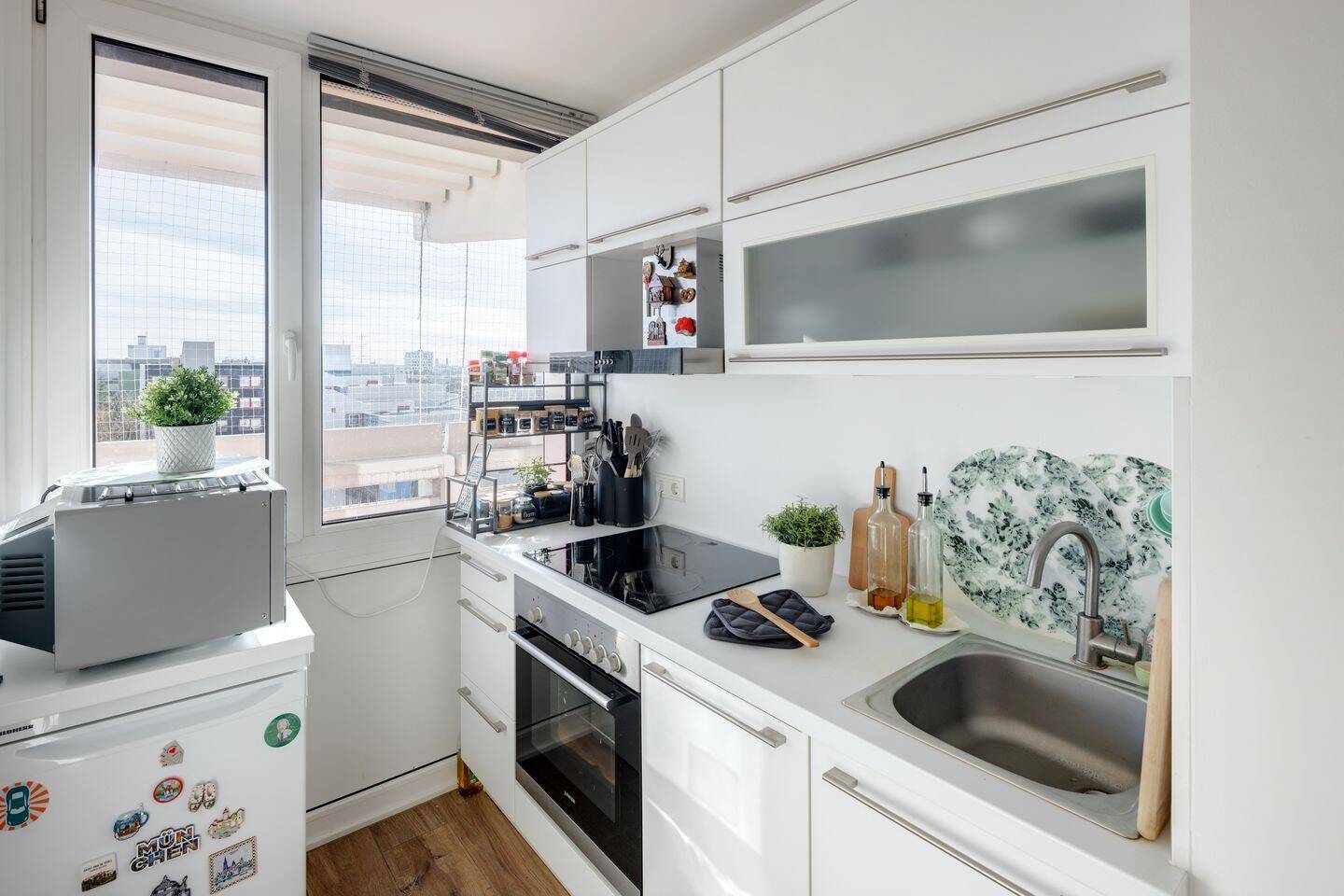Schwabing-West: Sonnige 3-Zimmer Wohnung mit herrlichem Bergblick – 80797 München – Vorschaubild 4