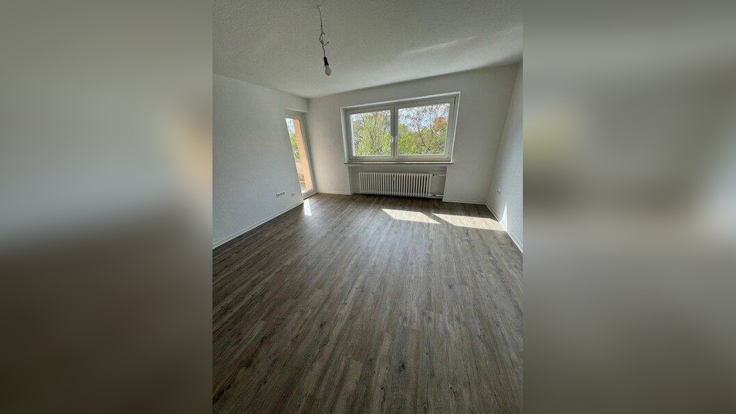 Moderne 3- Zimmerwohnung mit Einbauküche – Hannover – Vorschaubild 3