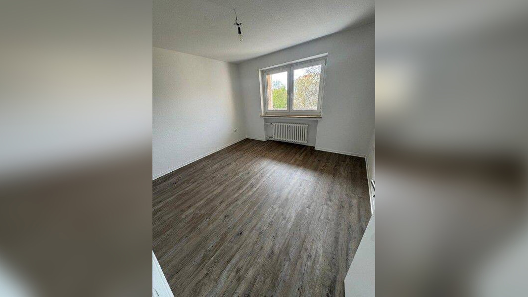 Moderne 3- Zimmerwohnung mit Einbauküche – Hannover – Vorschaubild 4