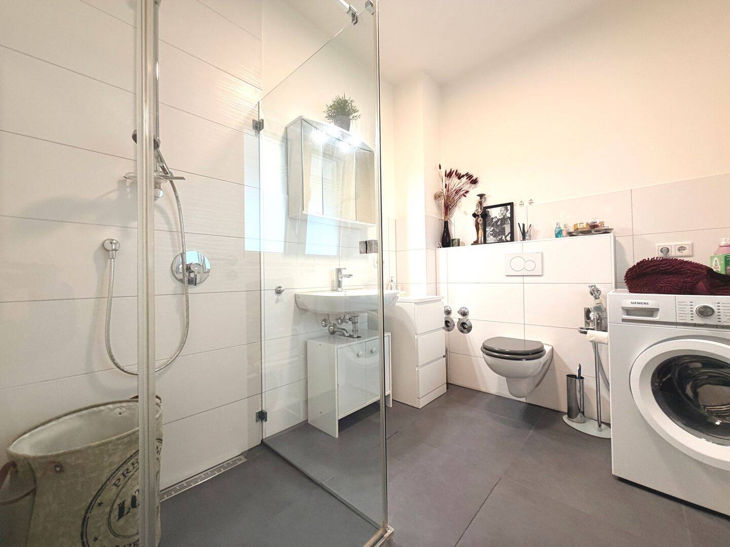 Außergewöhnliches 1 Zimmer Apartment (WE 6) Zentraler Lage mit großer Dachterrasse in Fürth Poppenreuth – 90765 Fürth – Vorschaubild 3