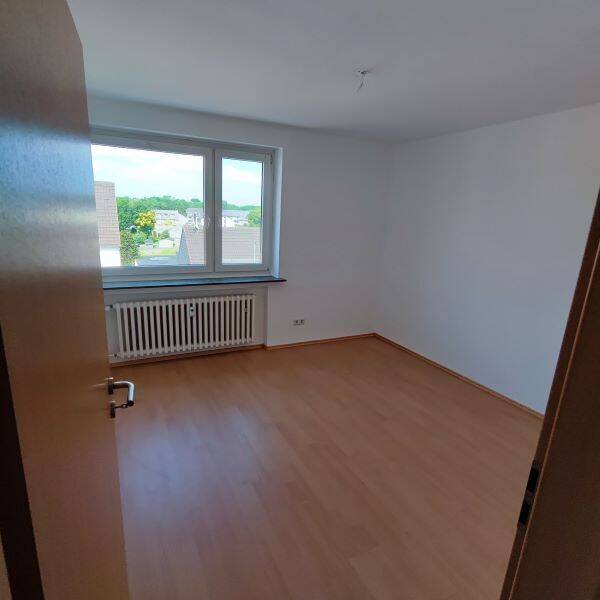 Schöne lichtdurchflutete Wohnung mit Balkon – 47178 Duisburg – Vorschaubild 5