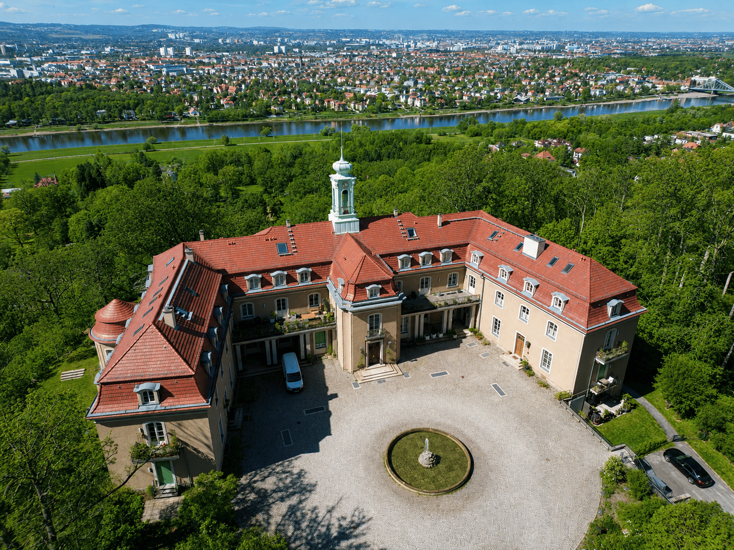 Residieren im letzten Familiensitz der Wettiner in Sachsen! – 1326 Dresden – Vorschaubild 3