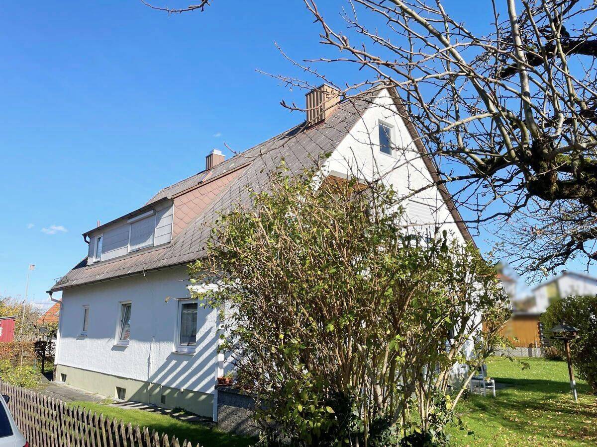 Ein- bis Zweifamilienhaus mit Garage und Werkstatt in Neu-Ulm/Reutti – 89233 Neu-Ulm – Vorschaubild 3