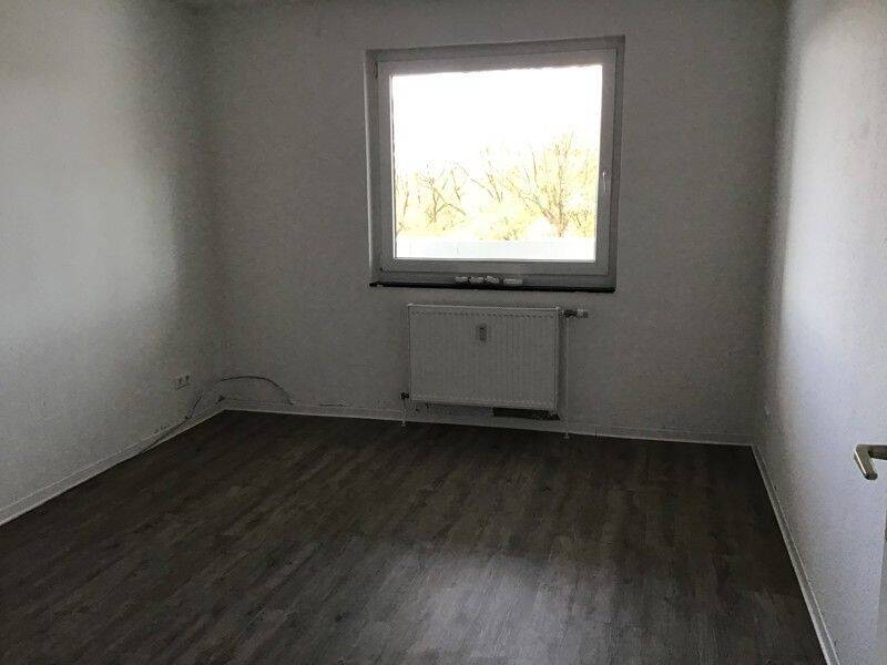 2-Zimmer-Wohnung mit Balkon und Tageslichtbad – Hannover – Vorschaubild 3