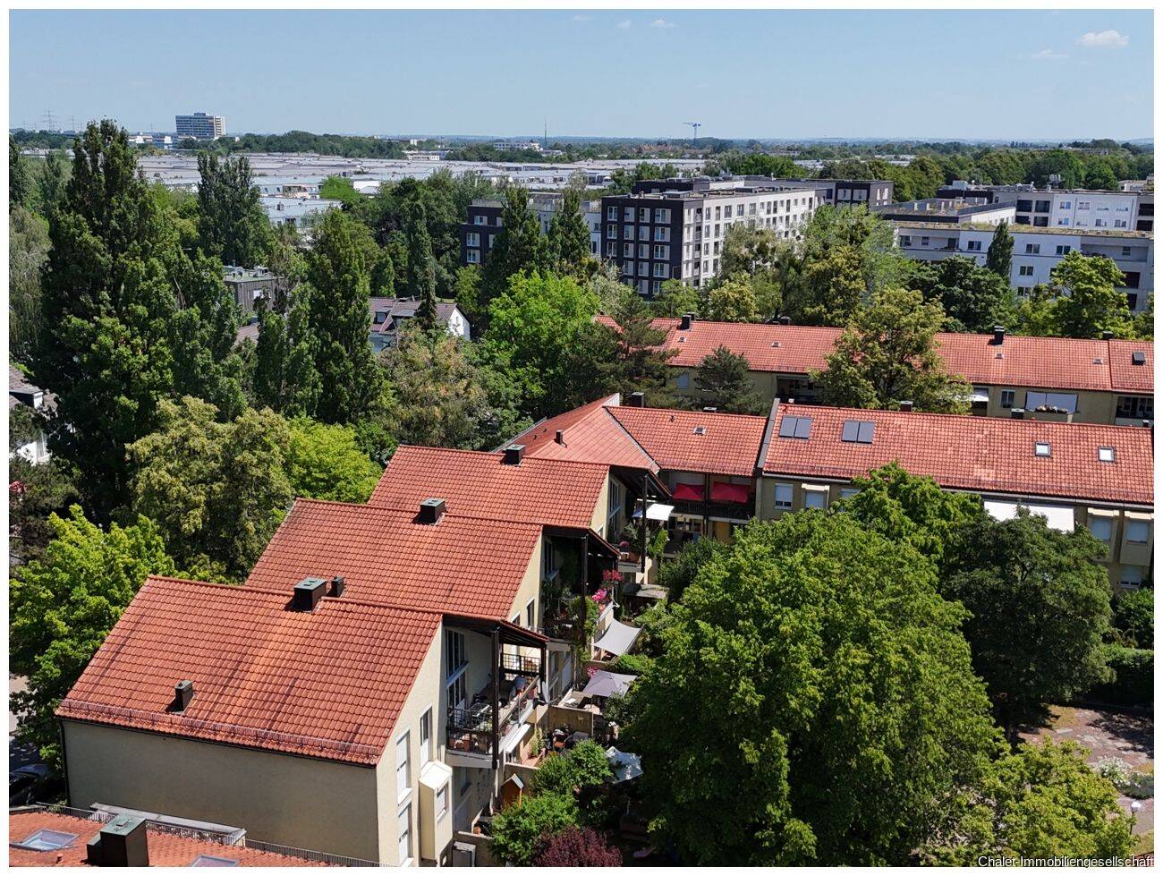 GARTENMAISONETTE, 4-Zimmer-Wohnung mit Südterrasse, Hobbyraum und Gartenanteil – 81925 München – Vorschaubild 3