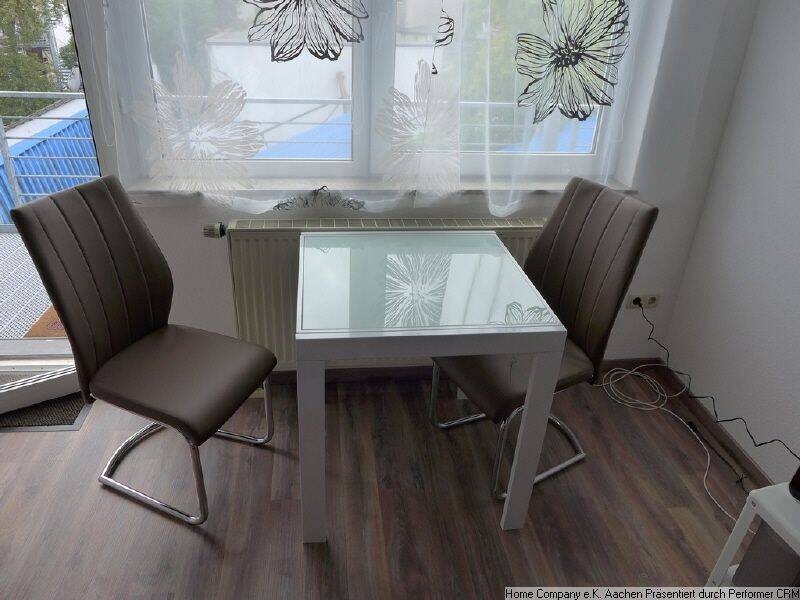 Aachen-City: Schick möbl. 1-Zi-App. mit Balkon in ruhiger City-Lage, nahe Uni; Stellplatz vorh. – 52064 Aachen – Vorschaubild 3
