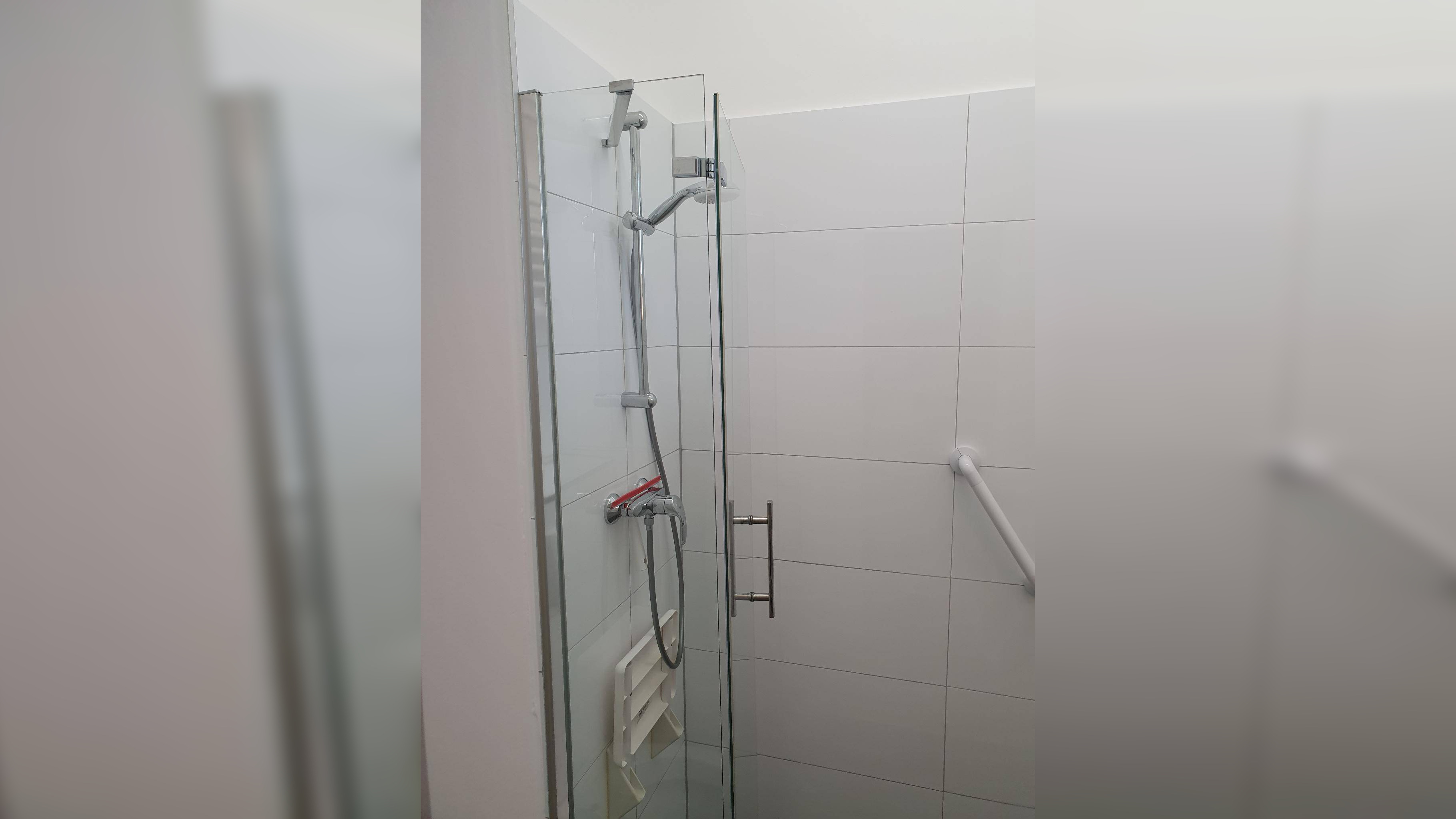 top 1-Zi-Apartment, frisch saniert/modernisiert, Herrenhausen-Leinhausen, Nähe Uni/Wissensch.Park/VW-Conti-Johnson – Hannover – Vorschaubild 7