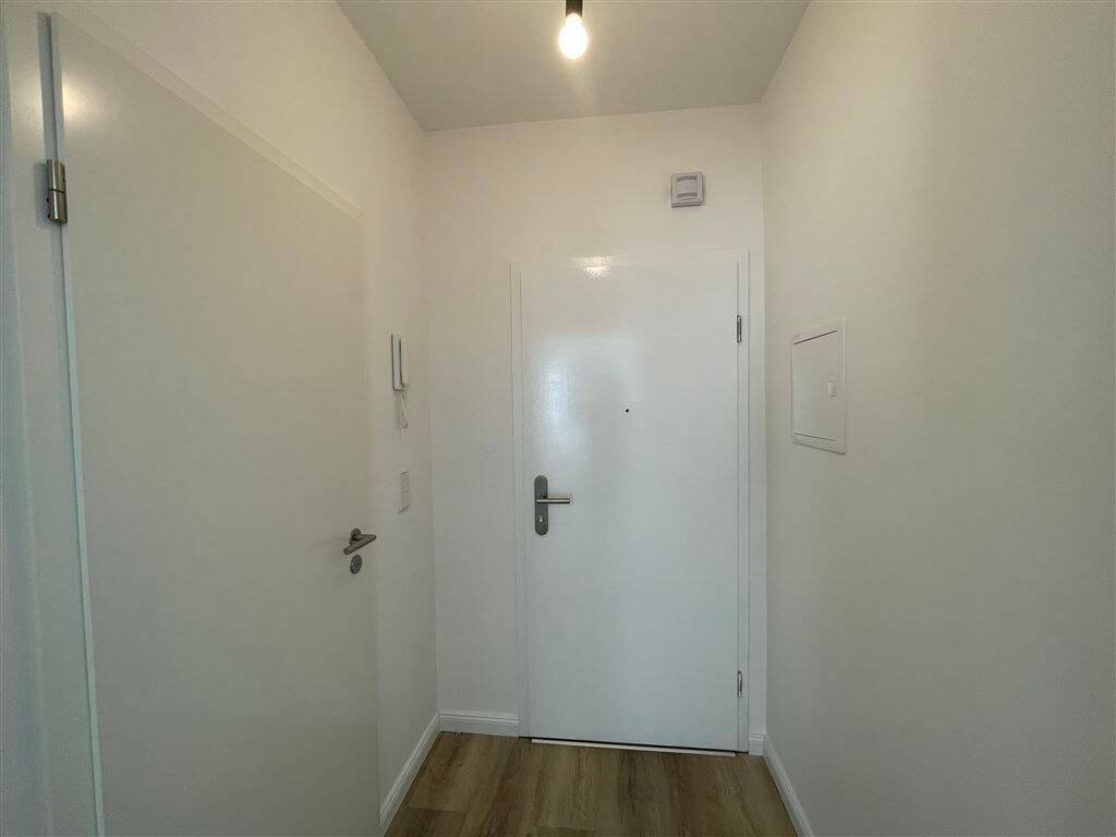 Singles aufgepasst! Gepflegtes Apartment in der Düsseldorfer Altstadt – 40213 Düsseldorf – Vorschaubild 3