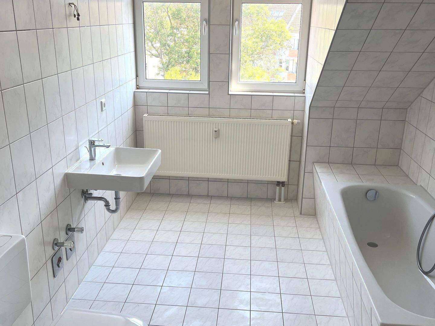 NEU! *1 Kaltmiete frei * 3-Raum Maisonette-Wohnung mit großzügigem Atelier – 99085 Erfurt – Vorschaubild 8