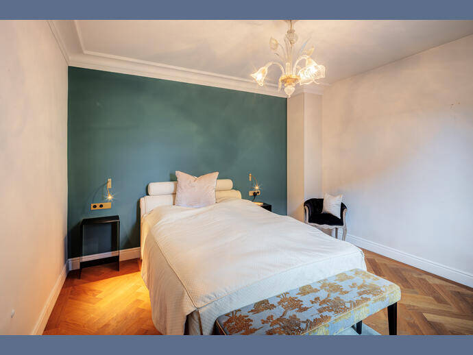 Möbliert: Elegante Wohnung mit stilvollem Interieur – München – Vorschaubild 3