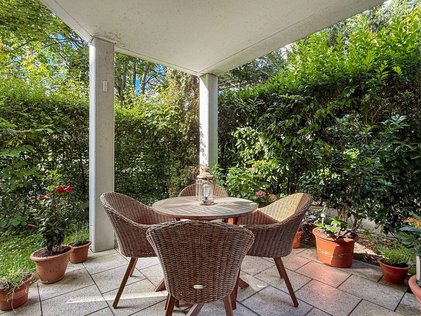 Idyllisch im Grünen – gepflegte Wohnung mit Terrasse in Köln-Marienburg – 50968 Köln – Vorschaubild 3