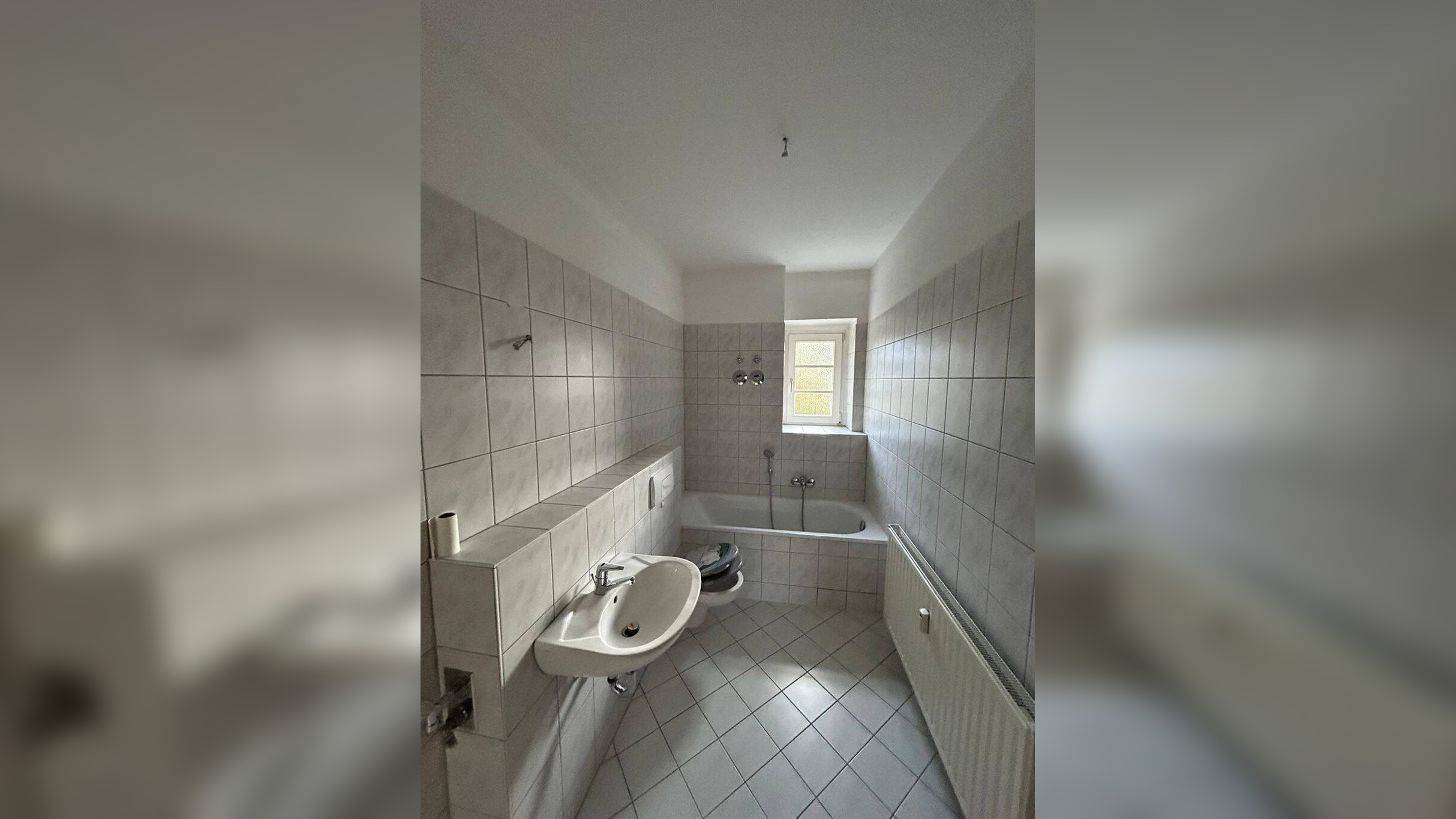 Gemütliche 3-Zimmer mit Laminat, Balkon und Wannenbad in ruhiger Lage! EBK mgl. – Chemnitz – Vorschaubild 3