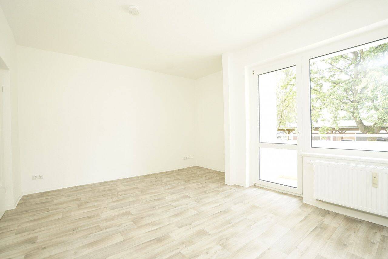 Erstbezug nach Sanierung / Dusche / Balkon – Chemnitz – Vorschaubild 3