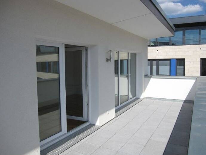 Maisonette über 2 Ebenen mit Dachterrasse & Wintergarten – EBK, Parkett, Kellerraum – Hannover-Mitte – Hannover – Vorschaubild 3