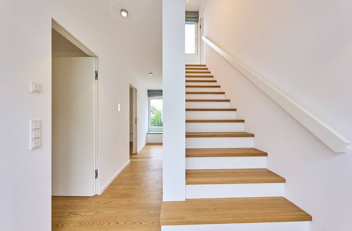 Exklusives Architektenhaus mit Wellnessbereich und Dachterrasse – 80995 München – Vorschaubild 3