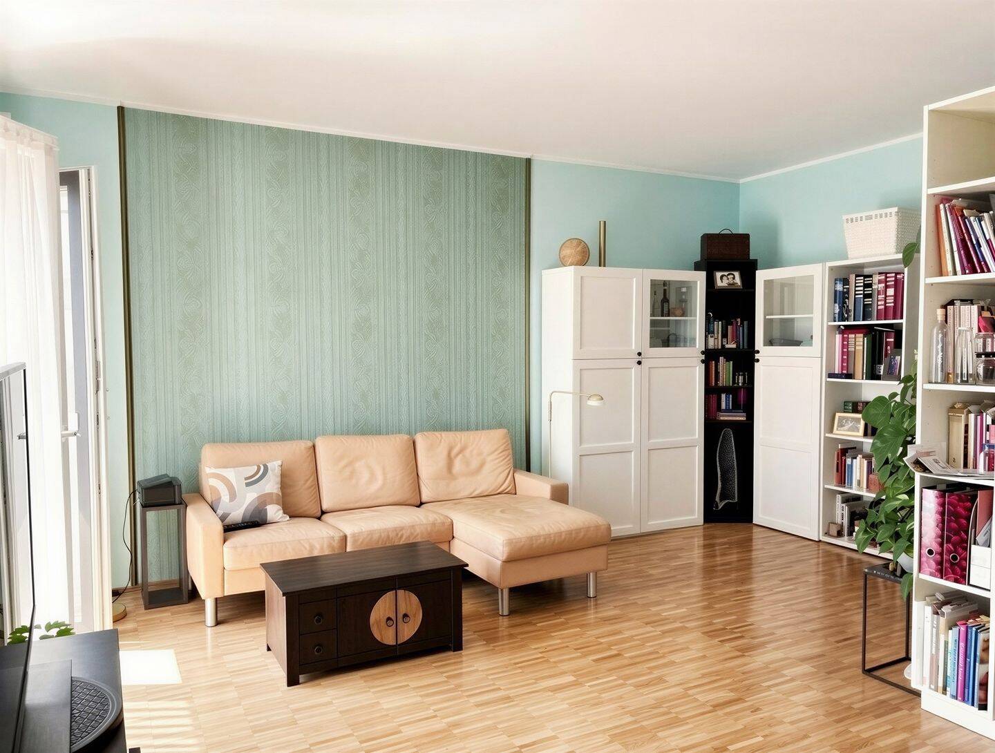 Helle 4-Zimmer-Wohnung mit zwei Balkonen in einer Lage zum Wohlfühlen – 22179 Hamburg – Vorschaubild 4